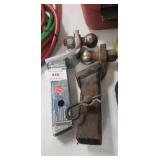 (2) Trailer Hitches (2) Trailer Hitches