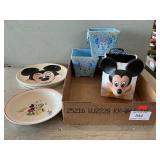 Box With Mickey Mouse Plates, Caddy