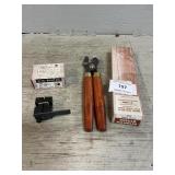 Round Ball Bulletin Mould, Mould Handles