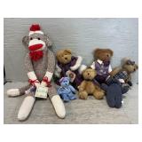 Box W/Retro Sock Monkey, Boydï¿½s & Asst. Bears