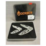 Pair Of Gerber Pocketknives In Tin