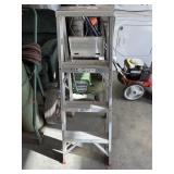 Aluminum Stepladder