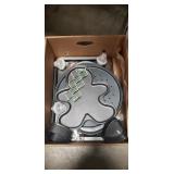 Box Lot Of Assorted Baking Pans, Aluminum Kitchen