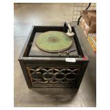 Antique Edison Diamond Disc Phonograph