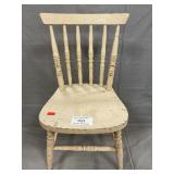 Vintage Dollï¿½s Chair