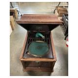 Antique Edison Diamond Disc Phonograph