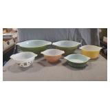 (6) Assorted Vintage Pyrex Bowls (Four Bowls 6",