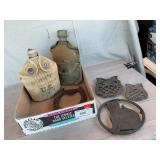 U.S. Military Canteens, Trvets