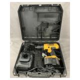 DeWalt DC 728 Cordless Drill Kit