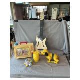 Vintage Slinky Dog, Ohio Art Play TV, Guitar