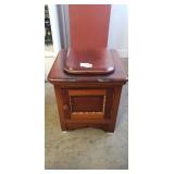 Antique Wooden Commode (16"ï¿½16"ï¿½17")