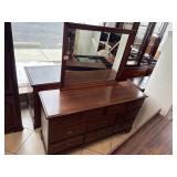 Dresser w/ Mirror