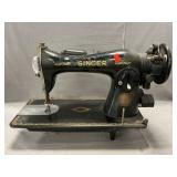 Vintage Snger Model 15 Sewing Machine