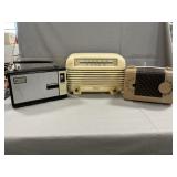 Late 1940ï¿½s Philco & Motorola Tube Radios