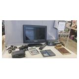 CRAIG 13" Flat Screen TV w/ Remote, GARMIN GPS,