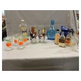 Lot With Character & Juice Glasses, Vintage