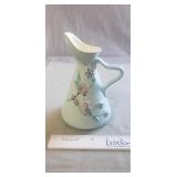 (1) Vintage Hull Pottery Pitcher/Vase
