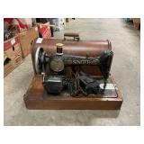 Antique Singer Sewing Machine In Wooden
