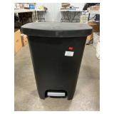 Glad Plastic Step-On Garbage Can