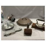 Griswold Cast Iron Lid, Antique Fluters, Sinker