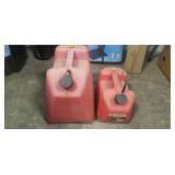 (2) Plastic Gas Cans (2.5 & 5 Gallon)
