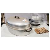 Aluminum Roasting Pan, (3) Aluminum 9.5" Pans &