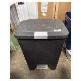 Plastic Step Trash Can