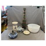 Delft Ashtray, Glasbake Mixing Bowl, Wrapped