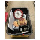 Heavy Duty Tote With Burner Covers, Clock, Vases