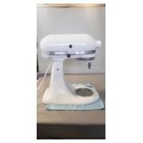 KitchenAid Artisan 325 Watts Mixer (Works)