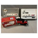 Ertl & Liberty ï¿½Caseï¿½ Di -Cast Trucks