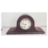 (1) Vintage Sessions Mantle Clock (No Key)