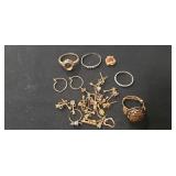 Assorted Mixed Gold Jewelry (Unverified)