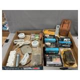 Lot With Under Cabinet Puck Lights, Hardware,
