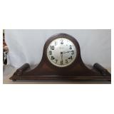 (1) Vintage Sessions Mantle Clock (No Key)