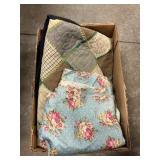 Box Lot With Quilt, Material, Bedcover