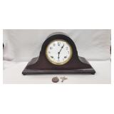 (1) Vintage Sessions Mantle Clock w/ Key