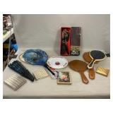 Brush/Shoe Horn Set, Vanity Mirrors, Compacts,