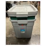 (2) Rubbermaid Totes With Lids