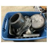 Tote With Lodge Cast Iron Skillet, Cake Mold,