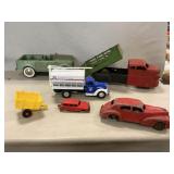 Vintage Ertl Green IH Scout Truck (Missing