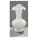 (1) Vintage Fenton Hobnail Milk Glass Vase (11'