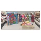 (1) Vintage 1968 Barbie Doll Case w/ (7) Assorted