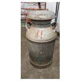 (1) Vintage Metal Milk Can