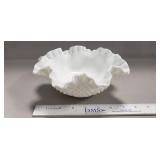 (1) Vintage Fenton Hobnail Milk Glass Bowl