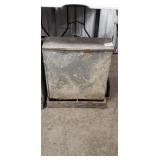 (1) Vintage Galvanized Metal Poultry Or Pig