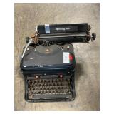 Vintage Remington Manual Typewriter (Keys &