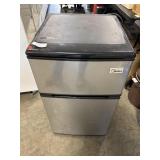 Midea Mini Fridge/Freezer
