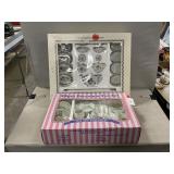 Mary Engelbreit, Gingham Porcelain Tea Sets