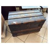 Vtg Trunk